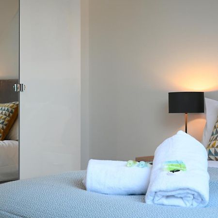 Luxury 4 Bed House With Gated Parking In The Heart Of Birmingham! Exterior foto