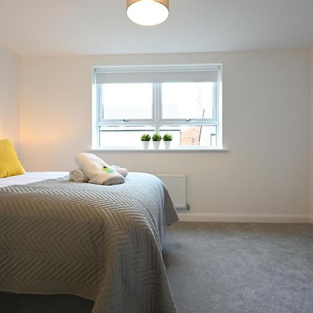 Luxury 4 Bed House With Gated Parking In The Heart Of Birmingham! Exterior foto