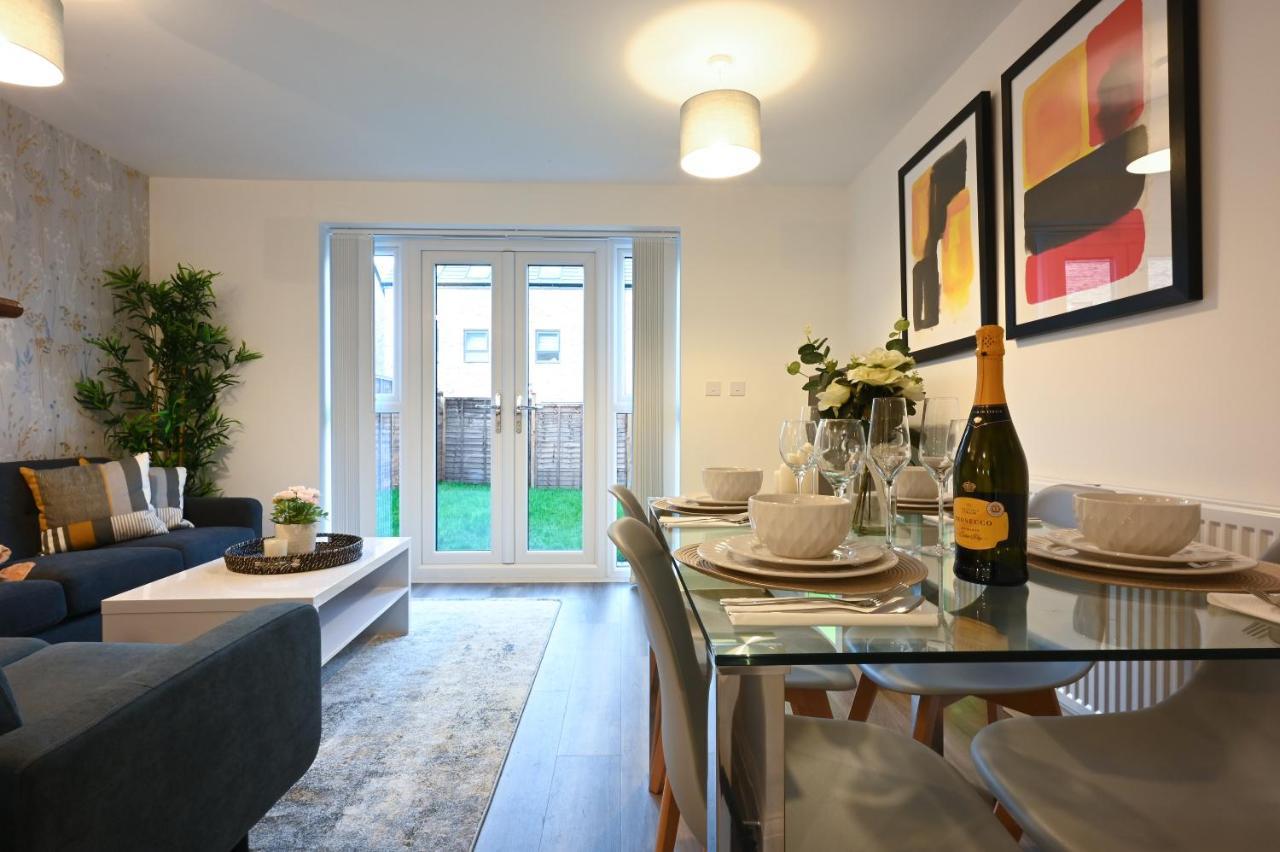Luxury 4 Bed House With Gated Parking In The Heart Of Birmingham! Exterior foto
