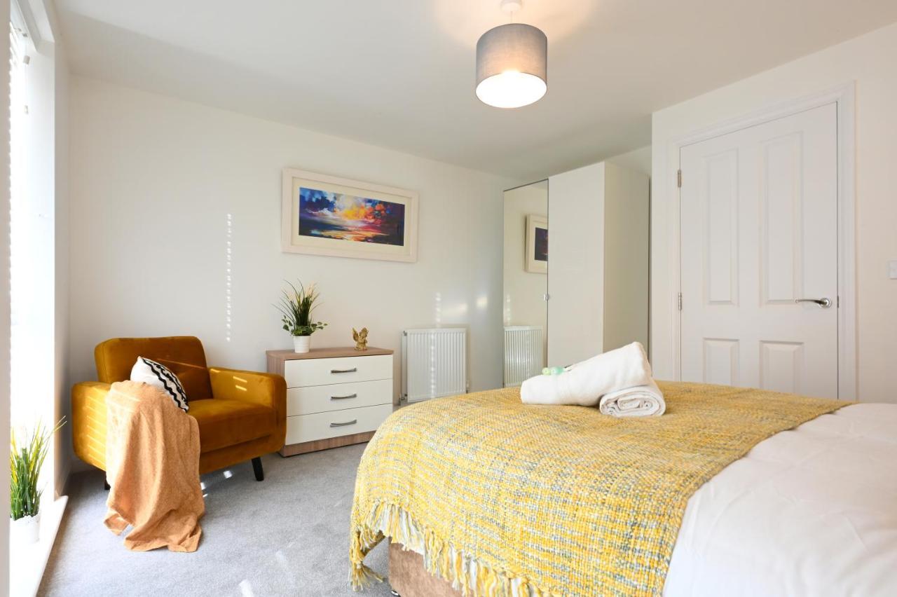 Luxury 4 Bed House With Gated Parking In The Heart Of Birmingham! Exterior foto