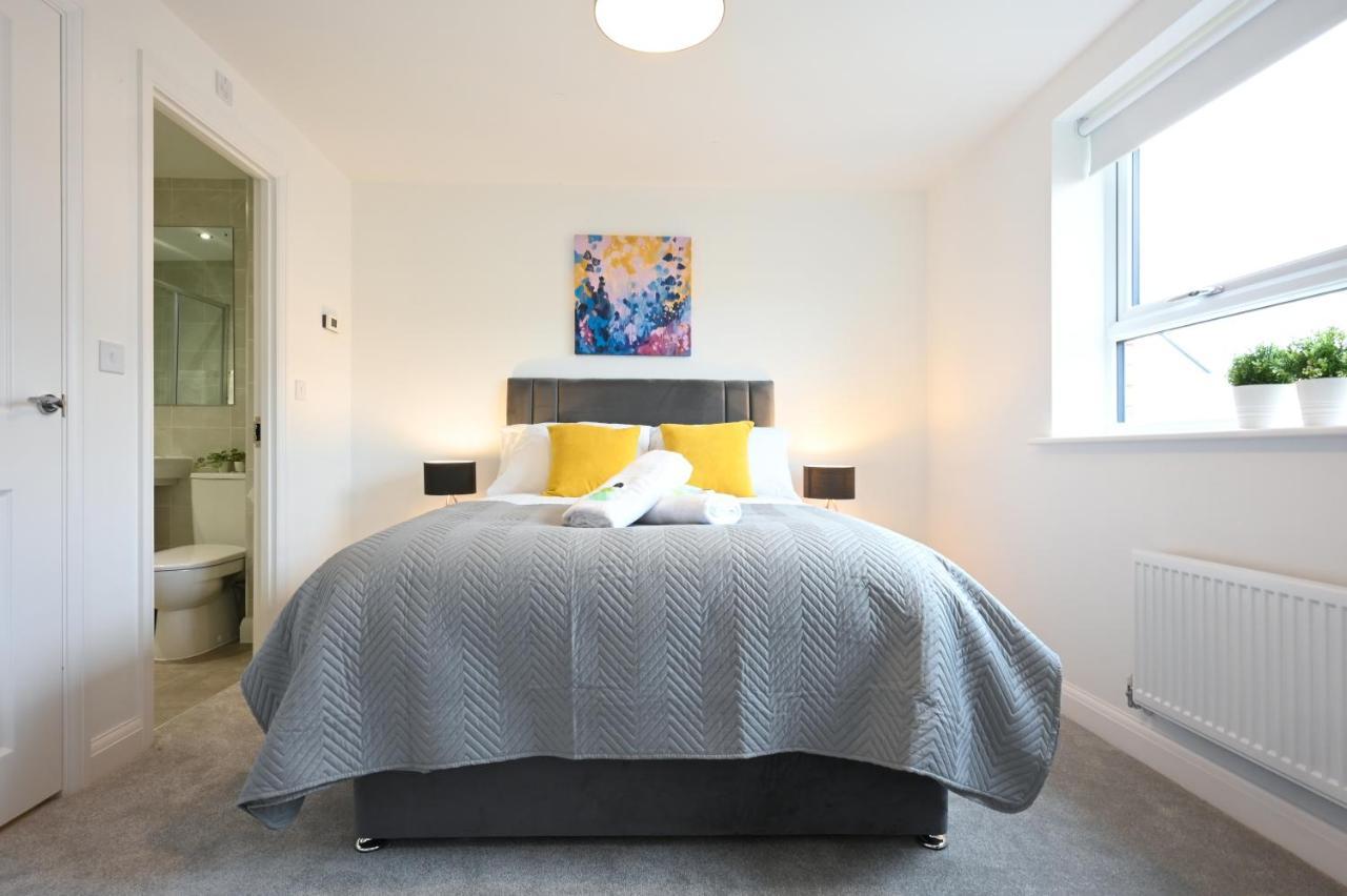 Luxury 4 Bed House With Gated Parking In The Heart Of Birmingham! Exterior foto