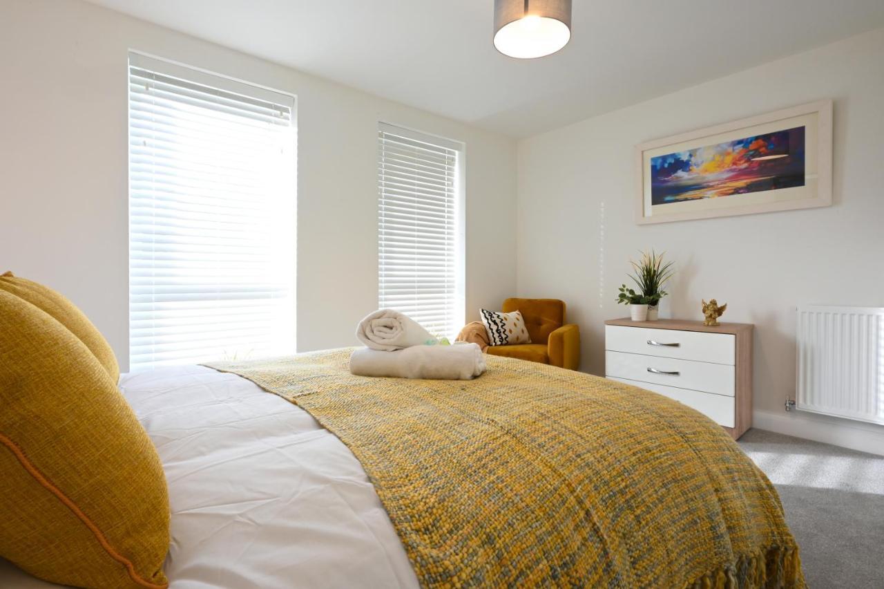 Luxury 4 Bed House With Gated Parking In The Heart Of Birmingham! Exterior foto